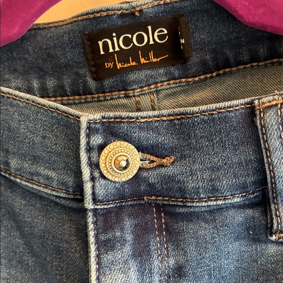 Nicole Miller Straight Leg Jeans in Medium Blue Wash - Picture 4 of 7